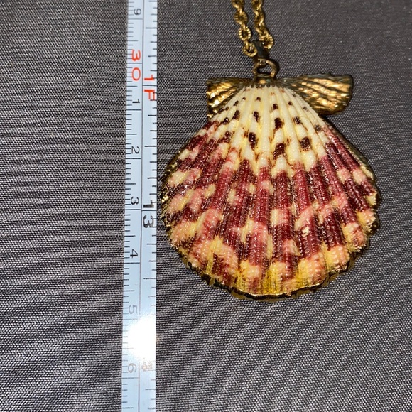 3/$30 Real Shell Necklace - Picture 3 of 3
